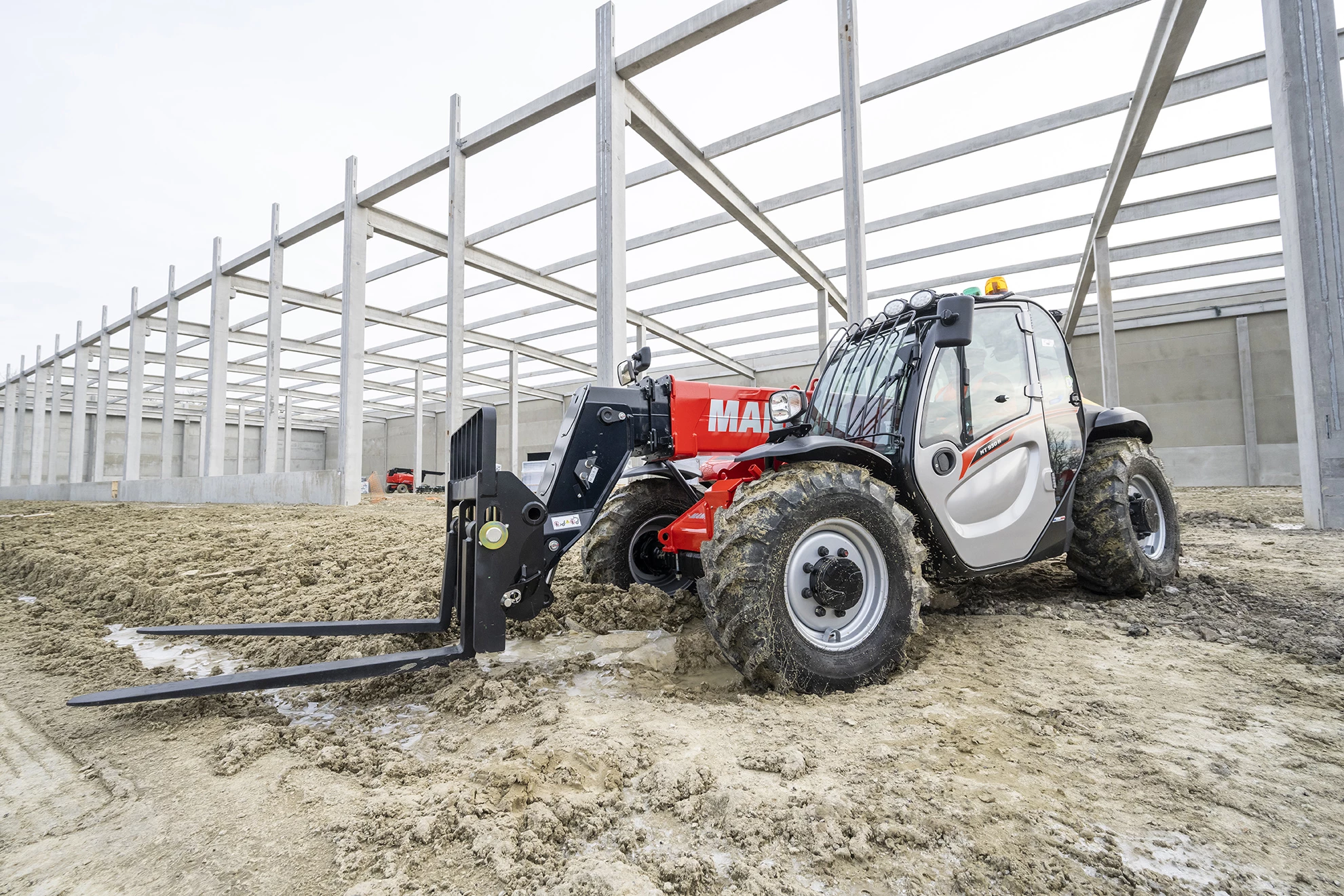 CEBEKO | Verhuur | Verreikers | Manitou MT 930 H