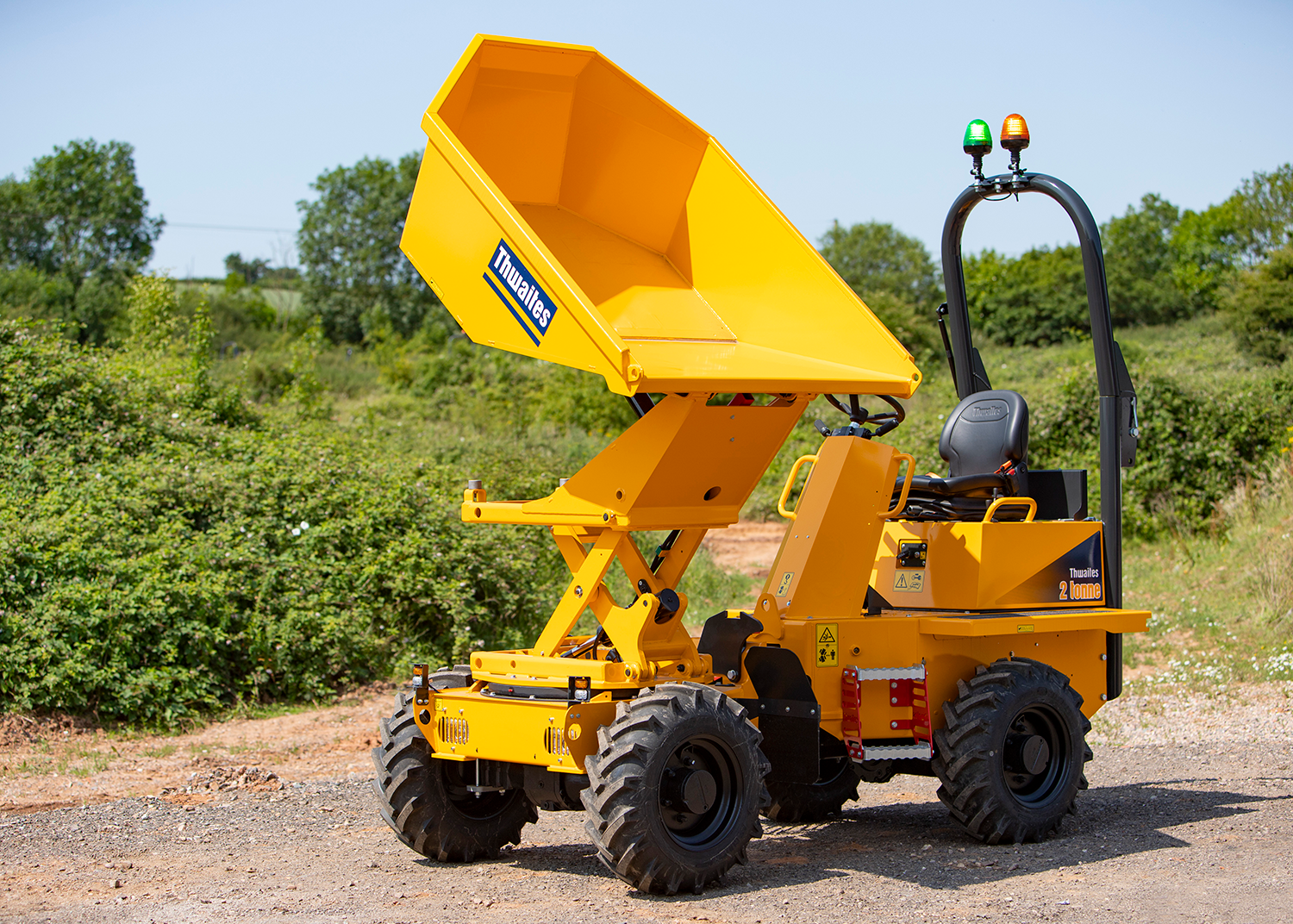 CEBEKO | Verhuur | Dumpers | Thwaites 2T Hi-Swivel